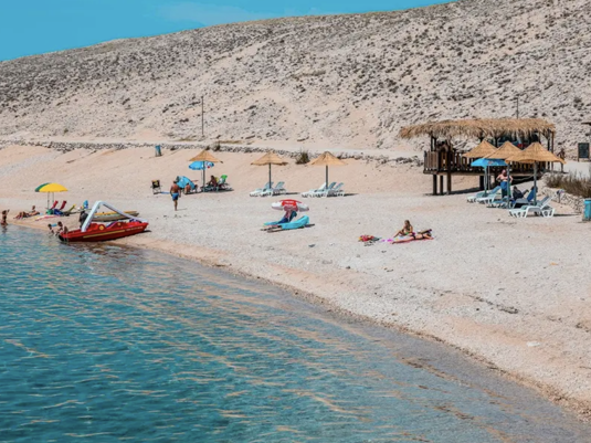 Пляж Дражица / Drazica городской пляж Биограда на Мору