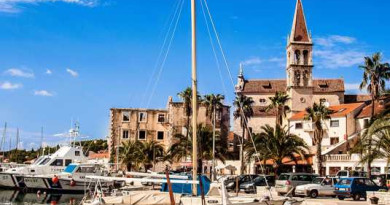 Достопримечательности Сплит, Задар и Шибеник. Город Сплит. Брач остров