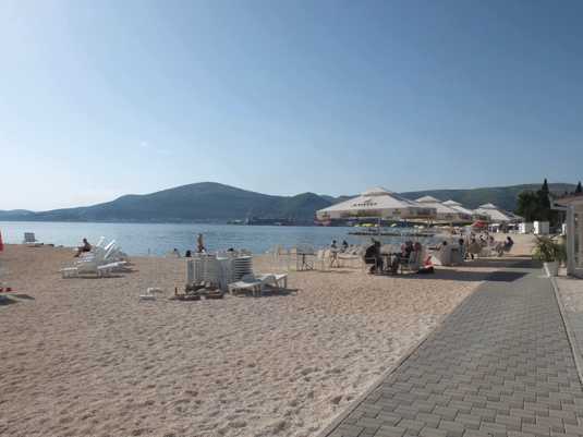 Пляжи острова Чиово - ривьера города Трогир. Фото 2