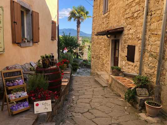 Хум / Hum самый маленький город. Фото 2