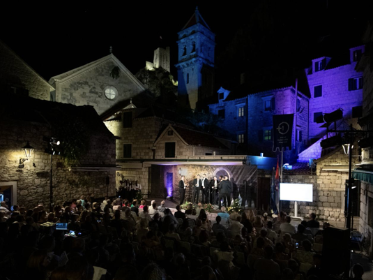 Фестиваль Dalmatinskih klapa Омиш