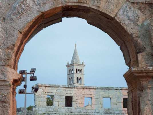 Пула город Хорватия. Фото 4