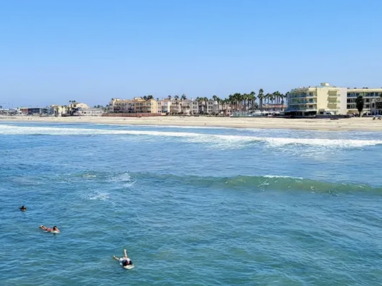 Пляж Imperial Водице. Фото с sandee.com