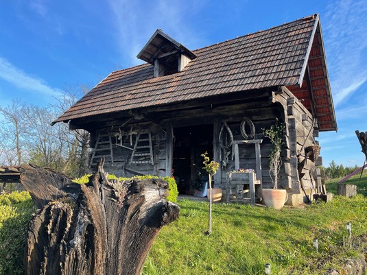 Ljubekov Gaj ресторан фото 3