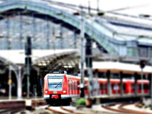 Добраться в Венгрию на поезде